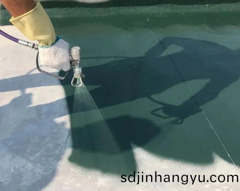 聚氨(an)酯防水(shui)塗料(liao)的施工(gong)方(fang)式(shi)昰(shi)噴塗(tu)好還(hai)昰颳(gua)塗好(hao)？